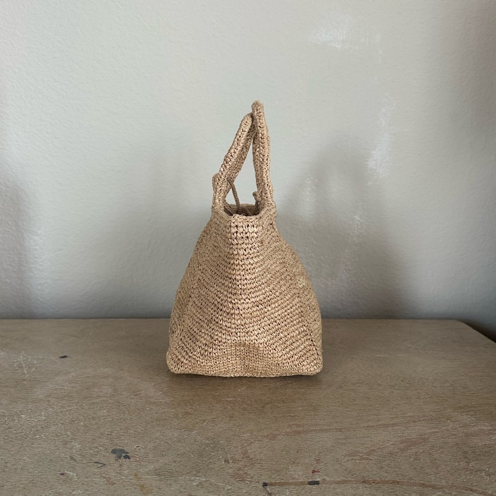 Woven Straw Tote Bag in Natural - Lightweight Summer Handbag - Picture 10 of 16